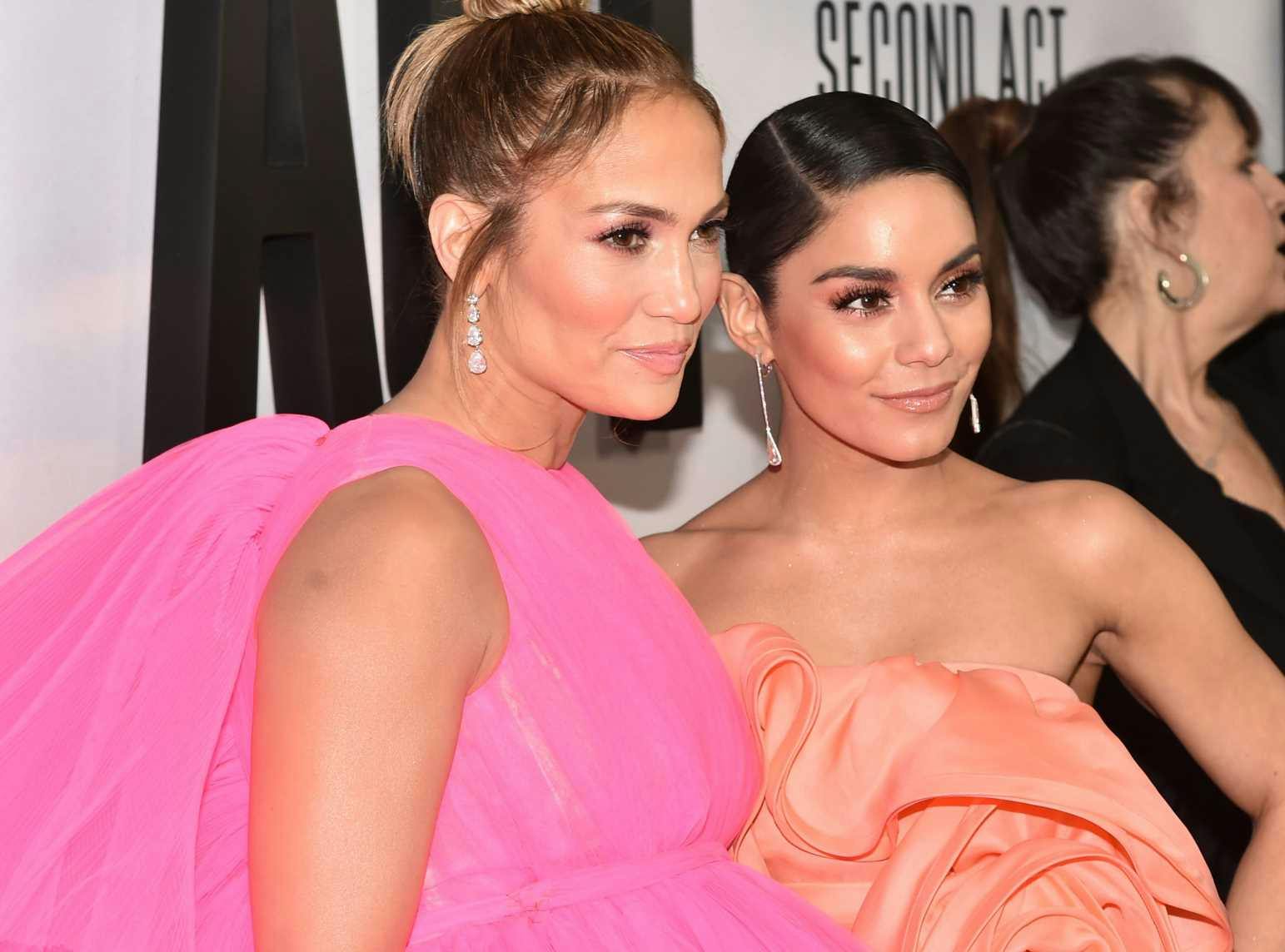https://imgix.seoghoer.dk/media/article/jennifer_lopez_og_vanessa_hudgens.jpg