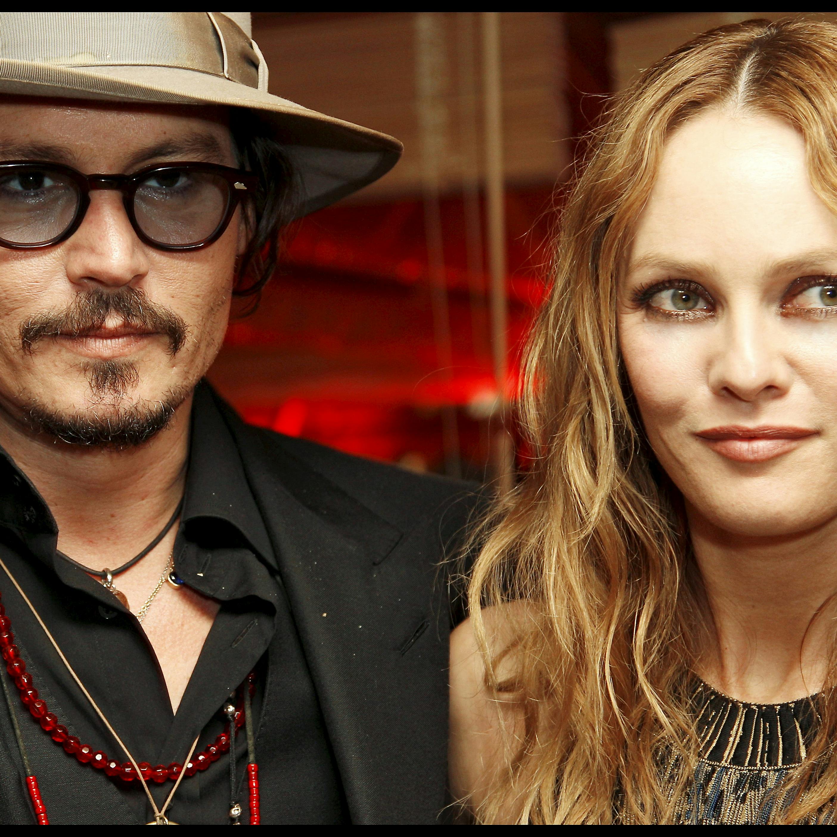 https://imgix.seoghoer.dk/media/article/johnny_depp_og_vanessa_paradis.jpg