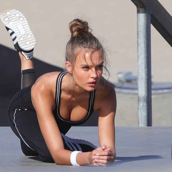 https://imgix.seoghoer.dk/media/article/josephine-skriver-11122017.jpg