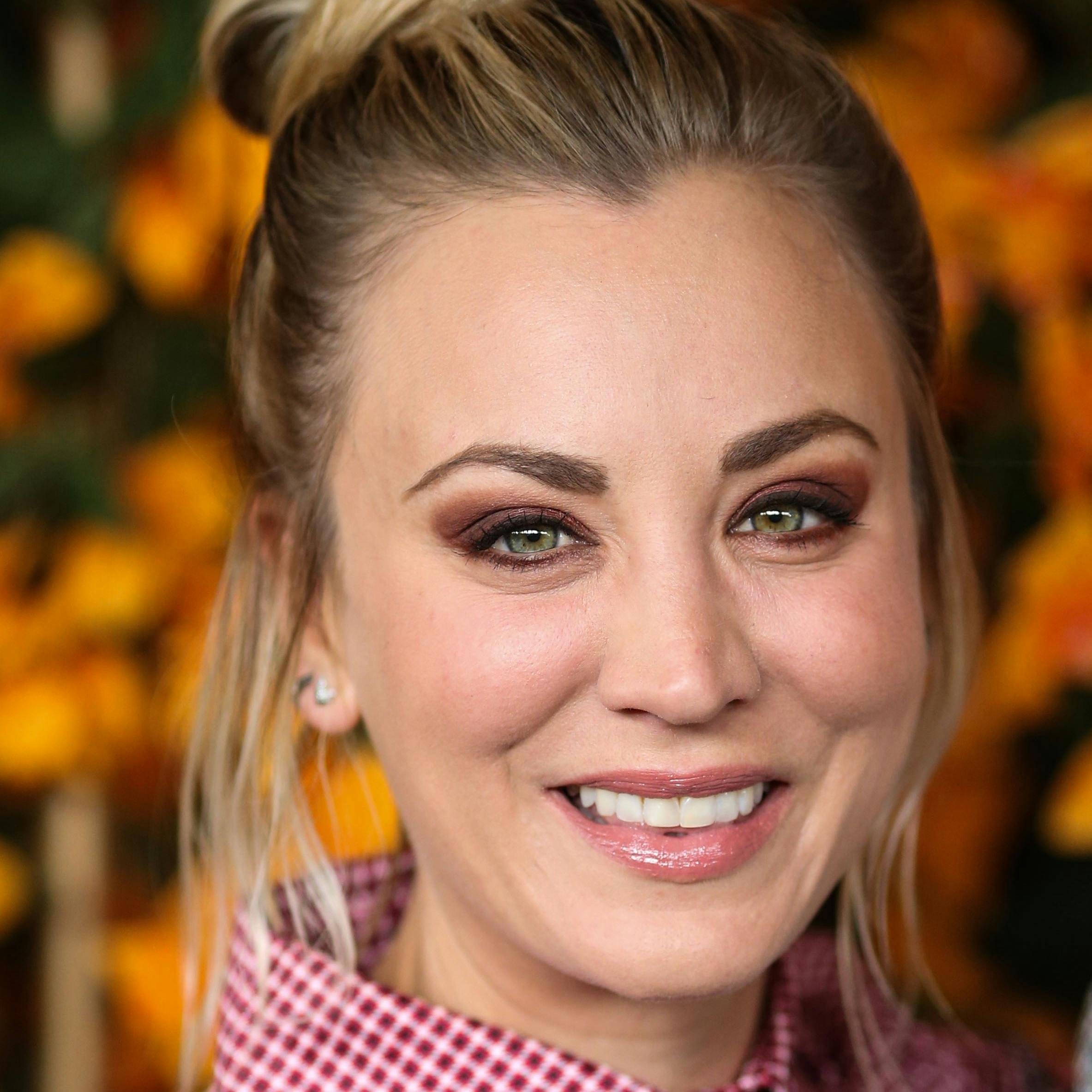 https://imgix.seoghoer.dk/media/article/kaley_cuoco.jpg