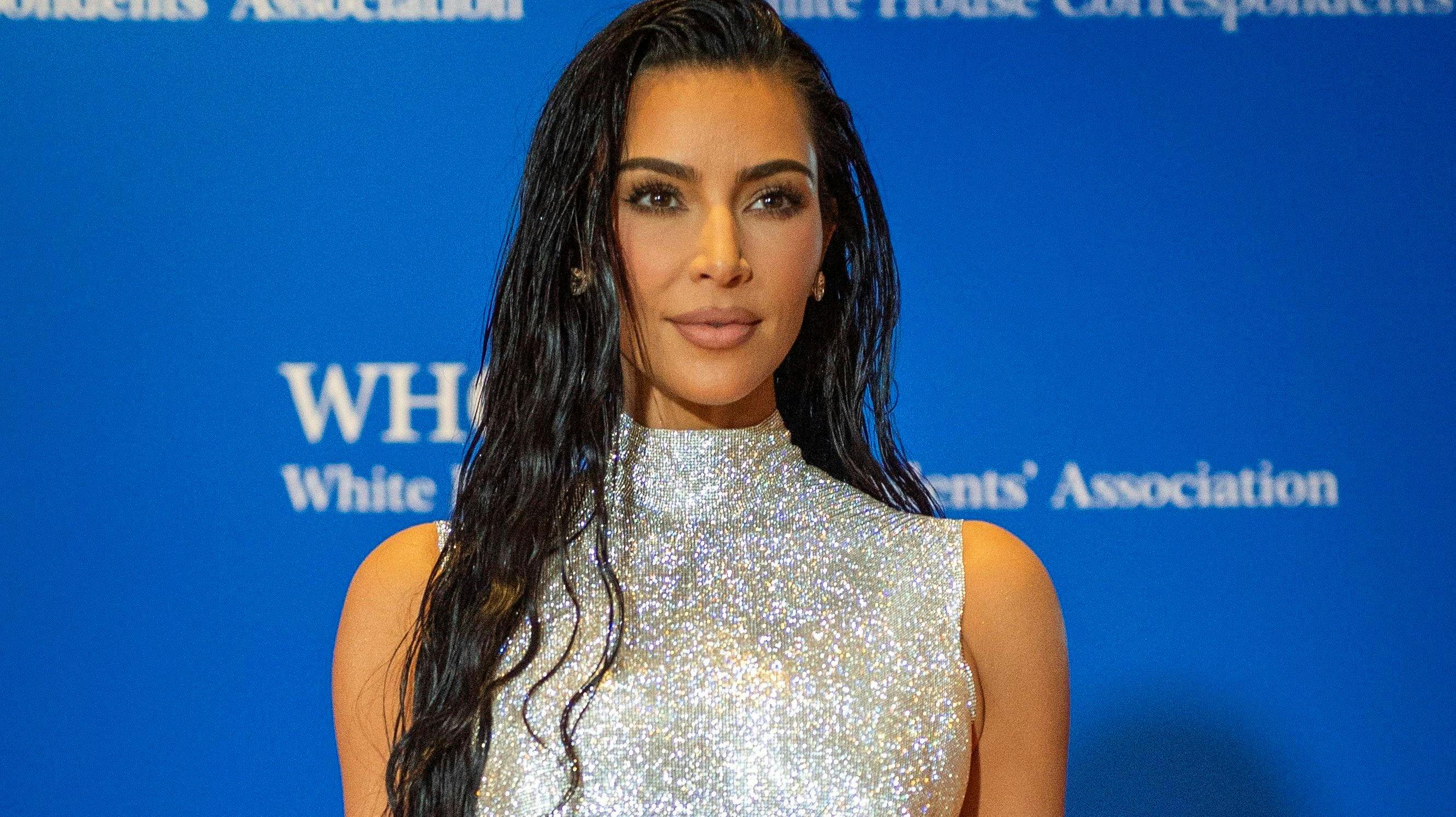 Kim Kardashian deler kryptisk besked