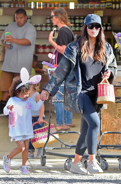 https://imgix.seoghoer.dk/media/article/kimkardashianeaster.jpg