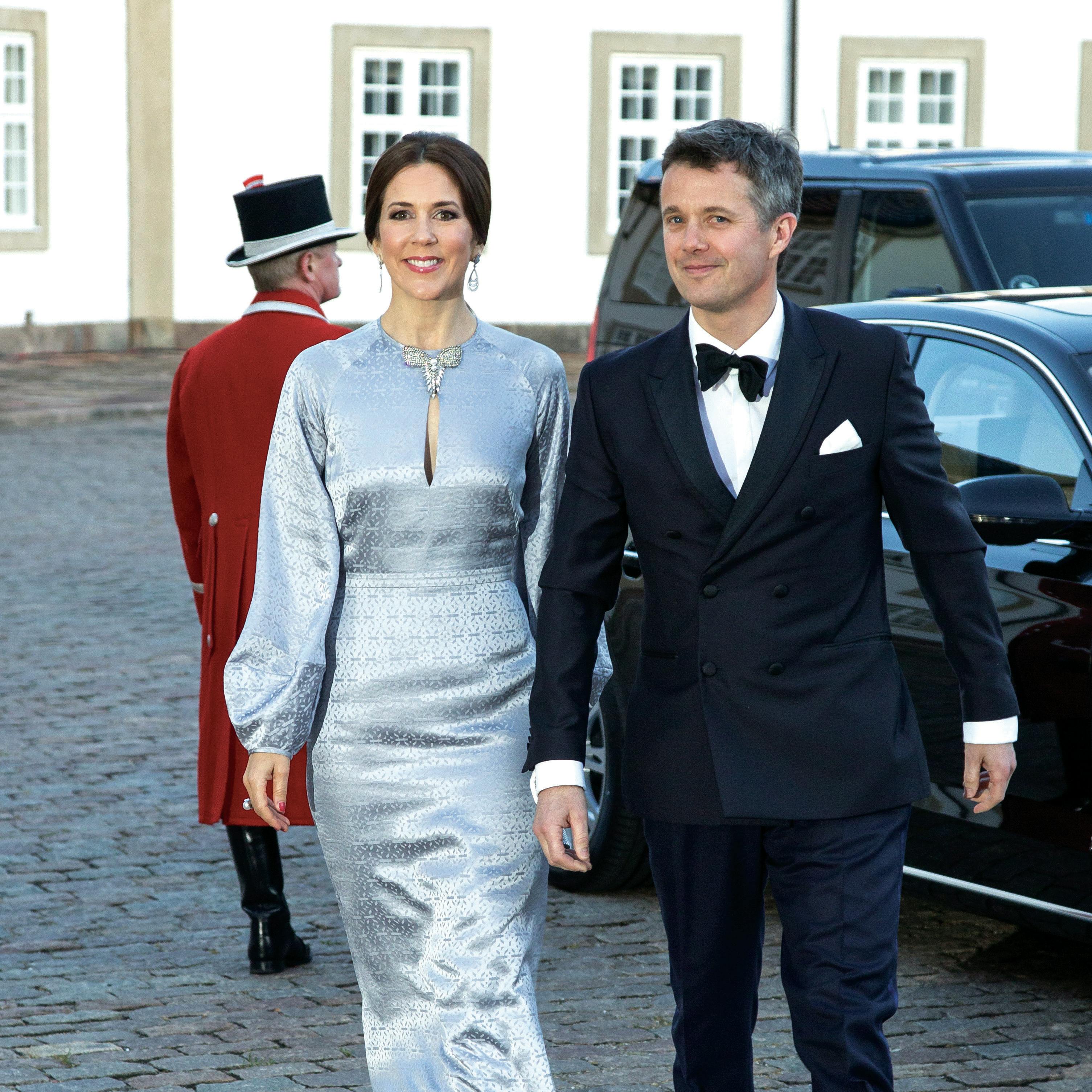 https://imgix.seoghoer.dk/media/article/kronprins_frederik_og_kronprinsesse_mary.jpg