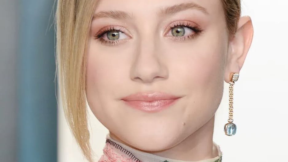 https://imgix.seoghoer.dk/media/article/lili-reinhart.png