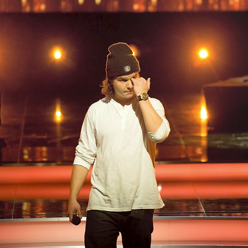 https://imgix.seoghoer.dk/media/article/lukas_graham_til_de_stoerste_oejeblikke_i_2015_i_operaen_i_koebenhavn.jpg