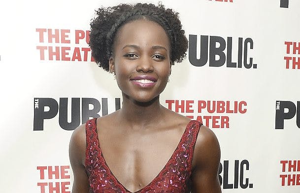https://imgix.seoghoer.dk/media/article/lupita_nyongo_aop.jpg