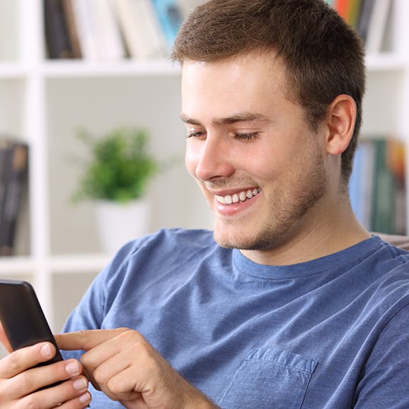 https://imgix.seoghoer.dk/media/article/mand_i_dating_broeler.jpg