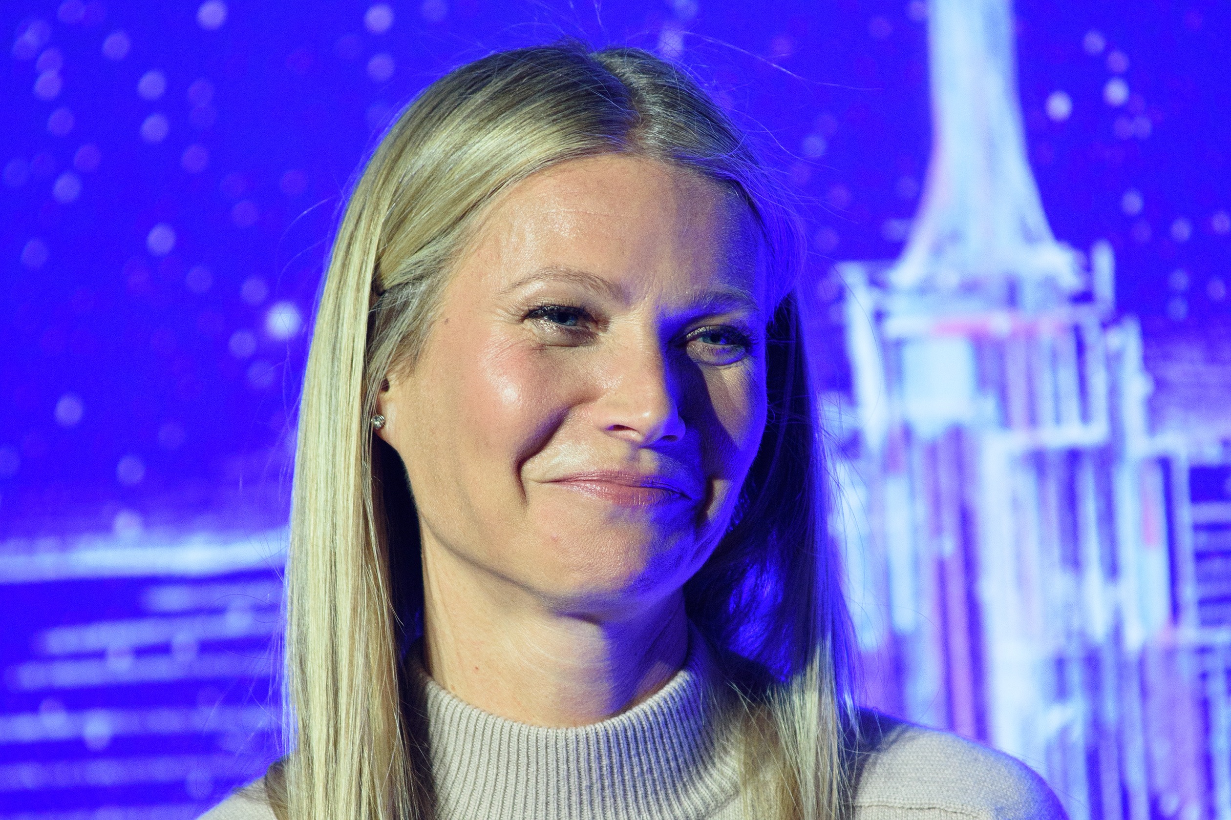 Gwyneth Paltrow chokerer Sådan lærte hun at give oralsex SE og HØR Foto