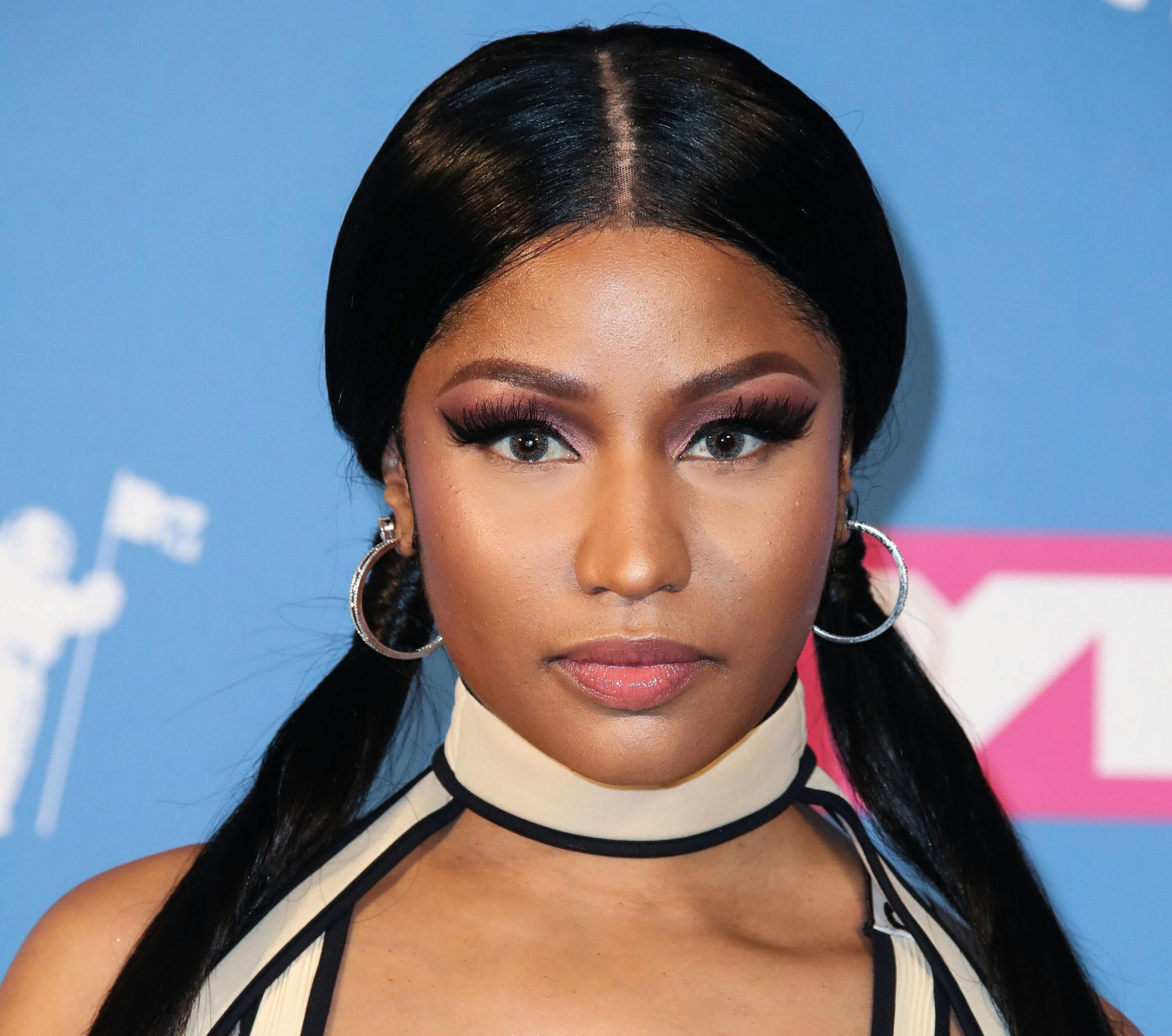 https://imgix.seoghoer.dk/media/article/nicki_minaj_afsloerer_koennet.jpg