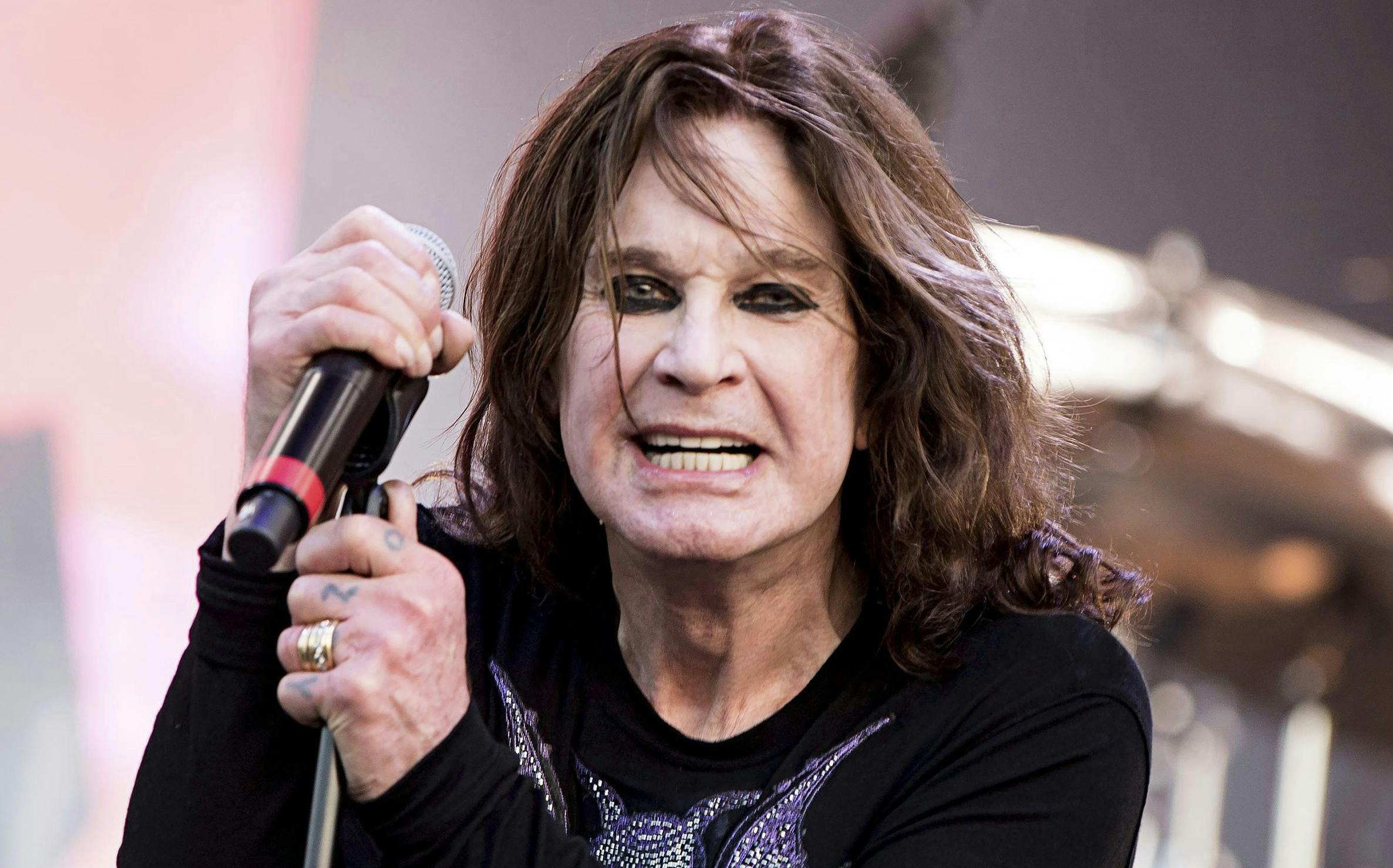 https://imgix.seoghoer.dk/media/article/ozzy_osbourne_mega.jpg