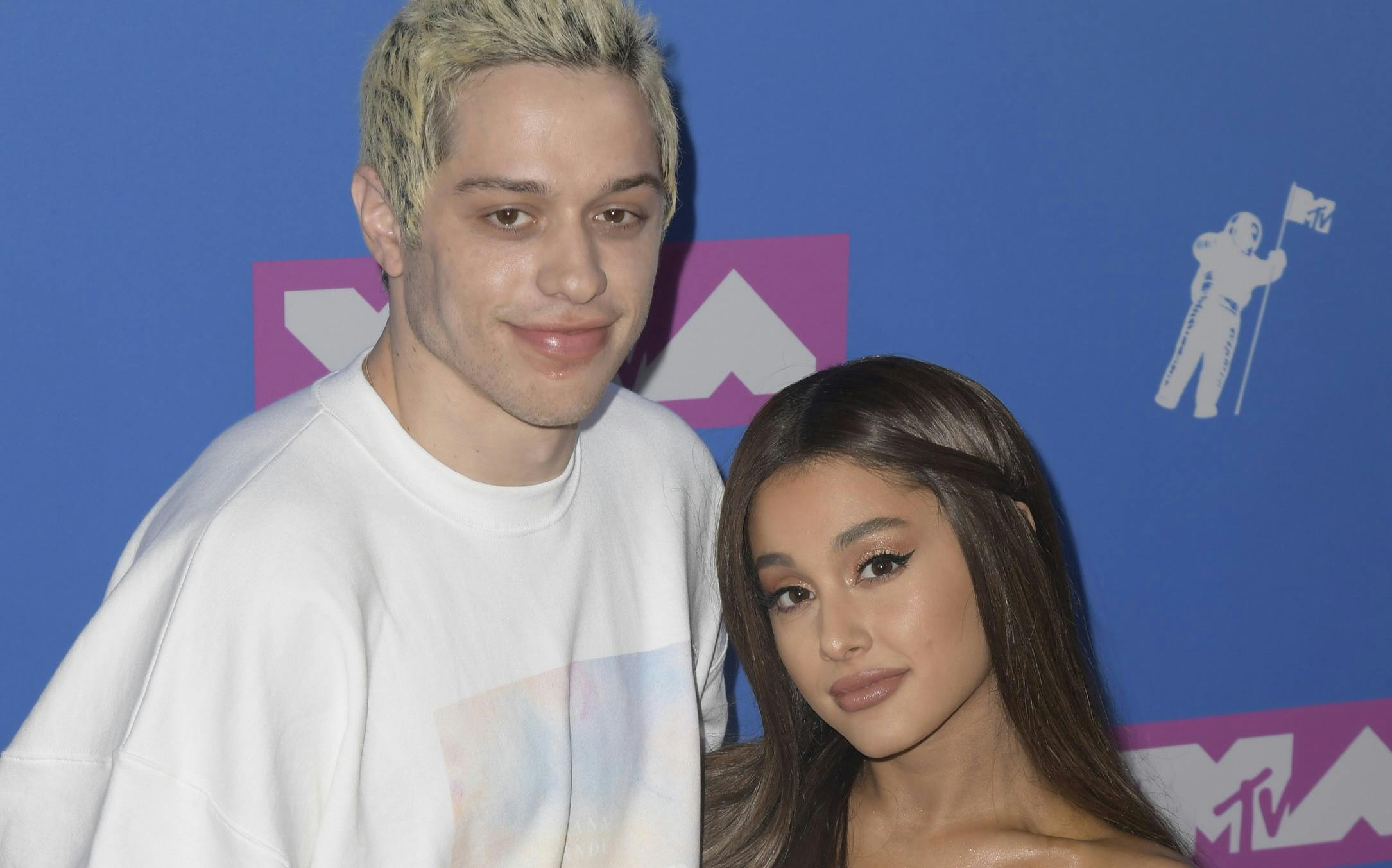 https://imgix.seoghoer.dk/media/article/pete_davidson_og_ariana_grande_0.jpg