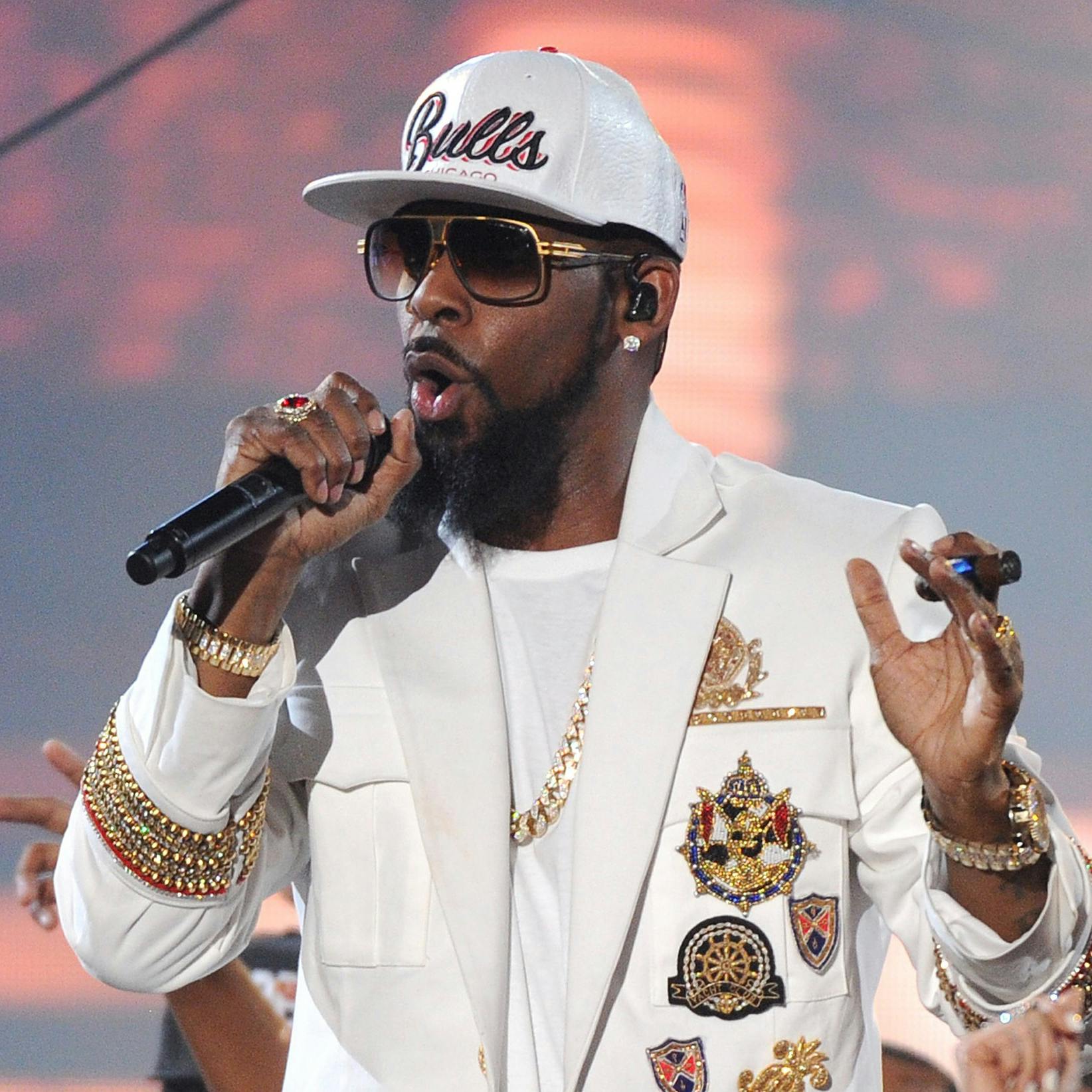 https://imgix.seoghoer.dk/media/article/rkelly.jpg