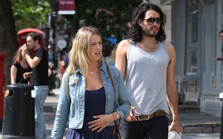 https://imgix.seoghoer.dk/media/article/russell-brand-laura-gallach_0.jpg