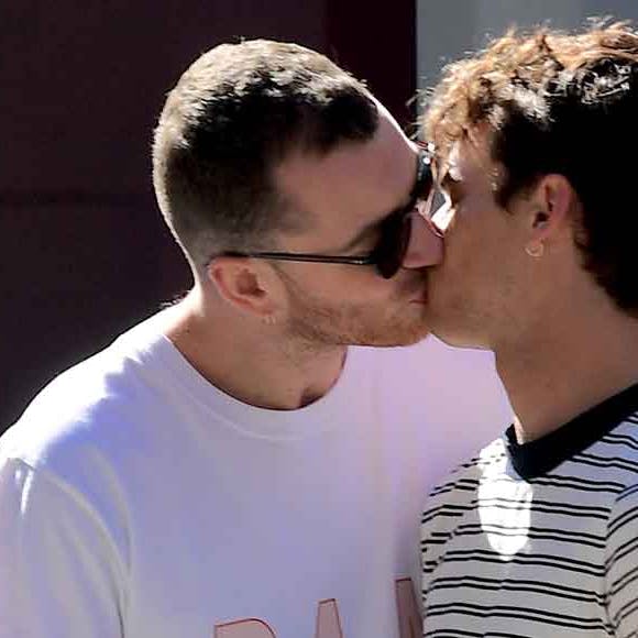https://imgix.seoghoer.dk/media/article/sam-smith-brandon-flynn-041.jpg