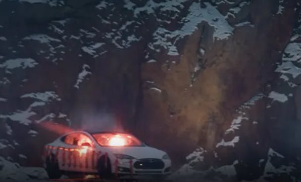 https://imgix.seoghoer.dk/media/article/tesla_foer_spraengning.png