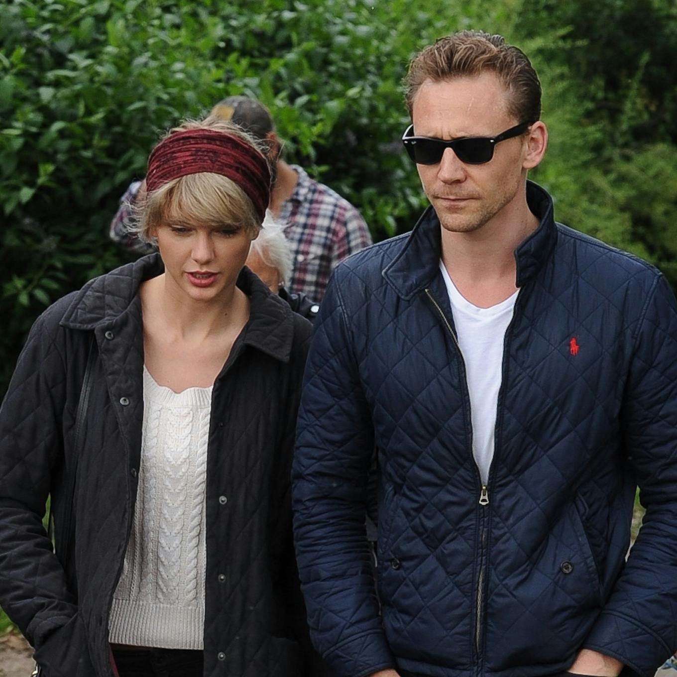 https://imgix.seoghoer.dk/media/article/tom-hiddleston-taylor-swfit-udnytter-han-ham.jpg