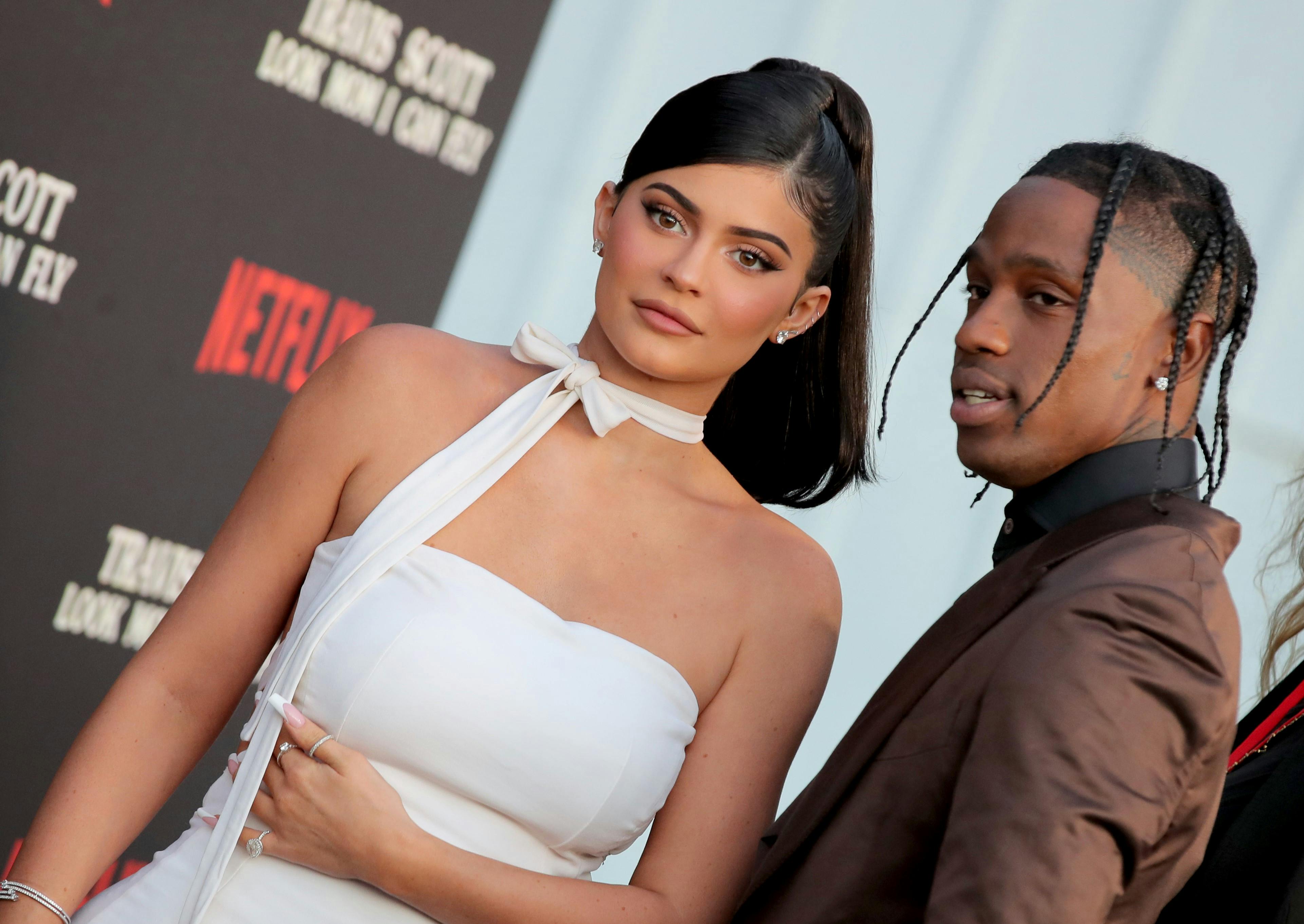 https://imgix.seoghoer.dk/media/article/travis_scott_og_kylie_jenner.jpg