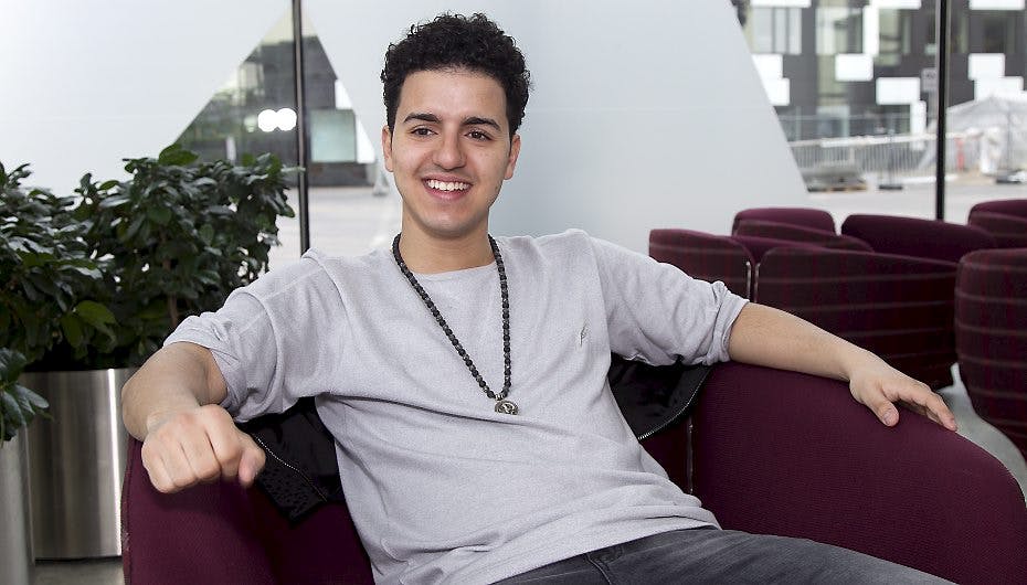 Basim blev kendt for sin charmerende facon i X factor 2008