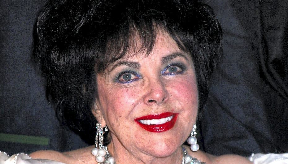 Elizabeth Taylor brudekjole fra 1950 er nu på auktion.