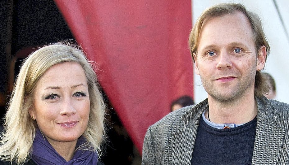Maria Montell og Tomas Villum er blevet bondehus-ejere.