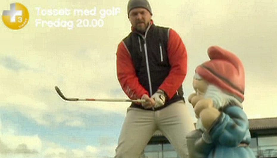 Komiker og skuespiller Jonas Schmidt går helt golfgrassat - se klippet herunder
