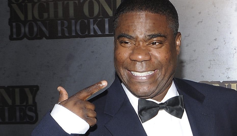 Den kendte komiker Tracy Morgan er i kritisk tilstand efter et voldsomt uheld.