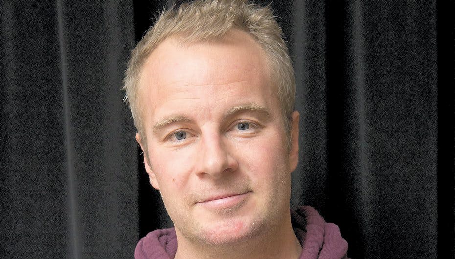 Uffe Holm er en glad og stolt mand. Hans kone Tulle har født en sund og velskabt datter.