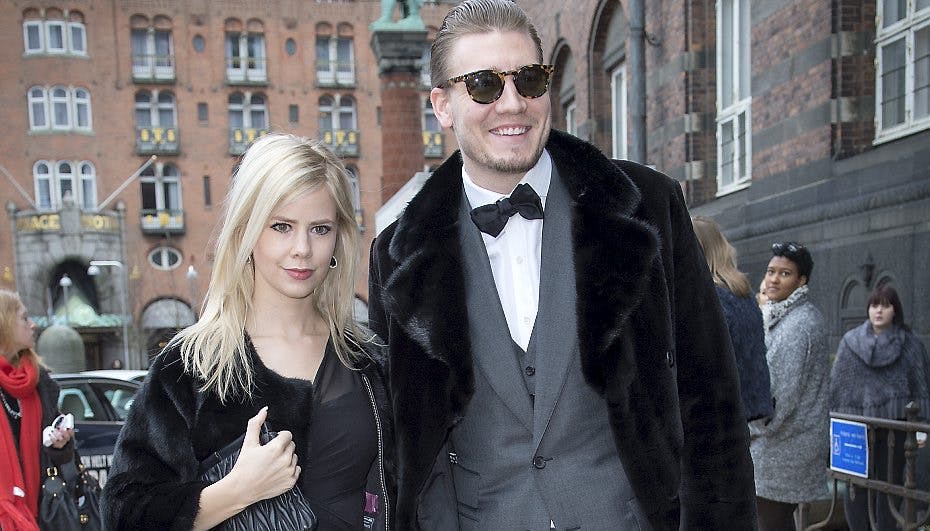 Julie Zangenberg og Nicklas Bendtner bor nu bare 60 meter fra hinanden.