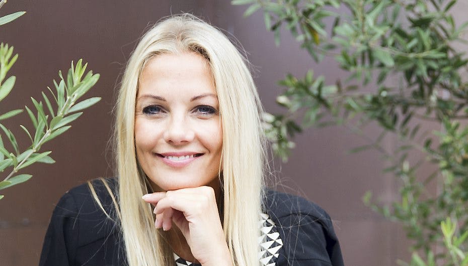 Caroline Fleming sælger ud