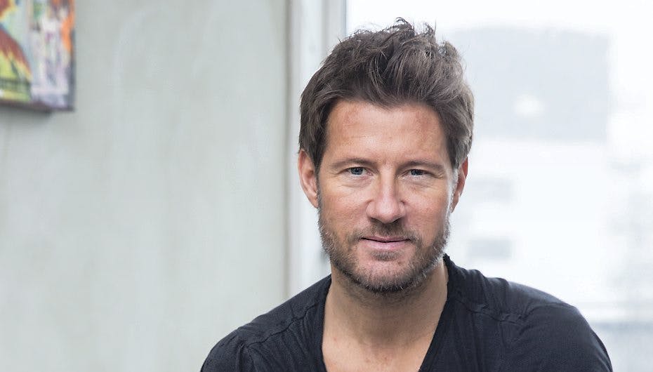 – Det kommer til at blive godt. Jeg tror, det bliver en god aften, siger Frederik Fetterlein, der står bag en gallafest den 14. marts til fordel for Familier med kræftramte børn.
