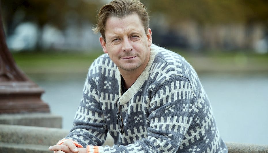 Anders W. Berthelsen hyrede en benhård personlig træner.