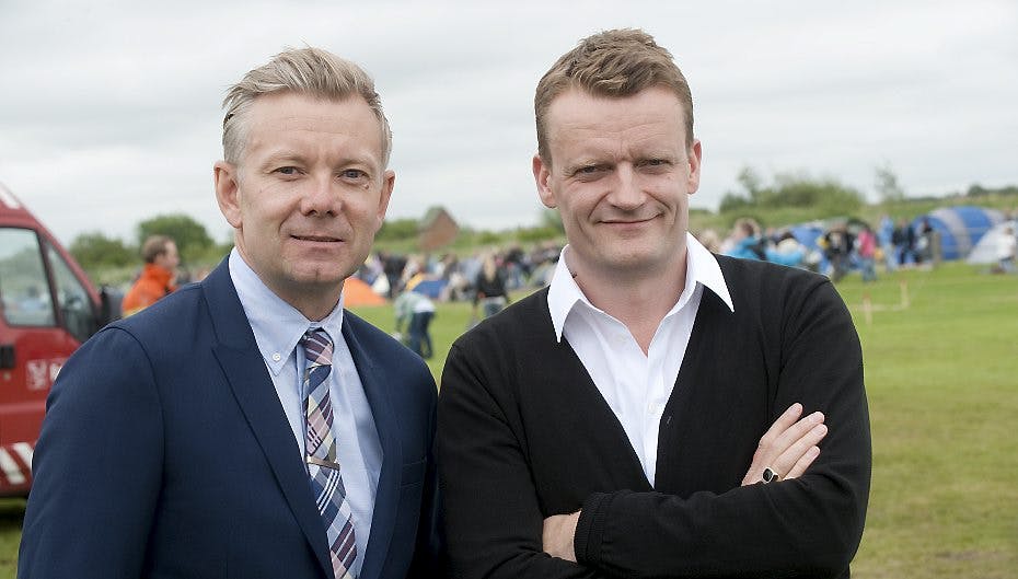 Casper og Frank har netop købt en - ja, du læser rigtigt - frugtplantage