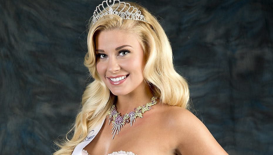 Det er lidt yndigere at følges ad, når det er med Christina...