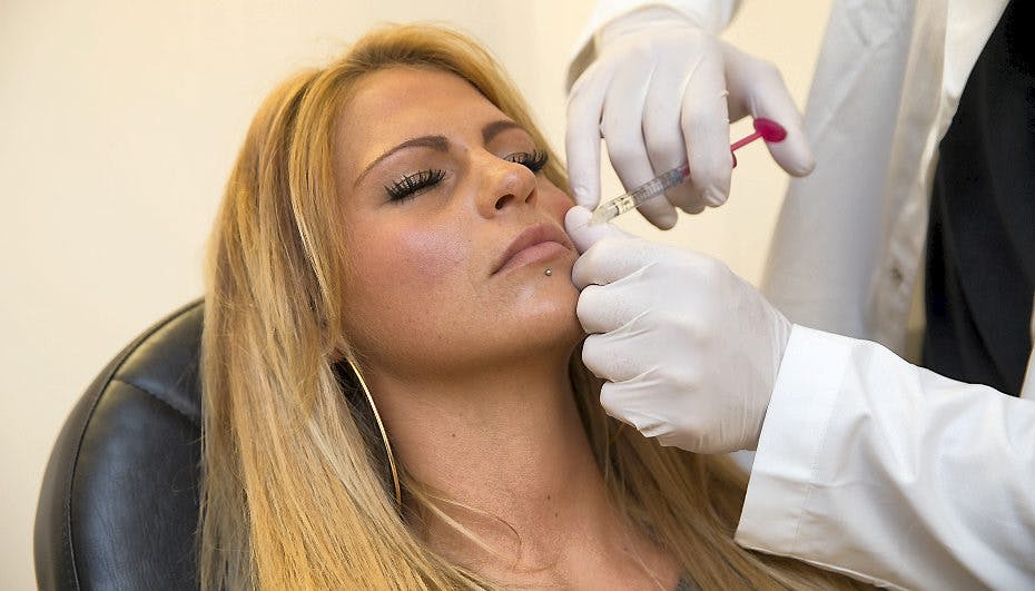 Malene Kjærgaard er blevet gjort kysseklar før en ny omgang "Kongerne..."