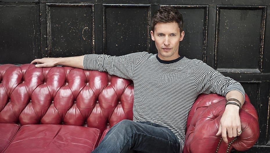 Du kan læse meget mere om og med James Blunt i næste uges SE og HØR