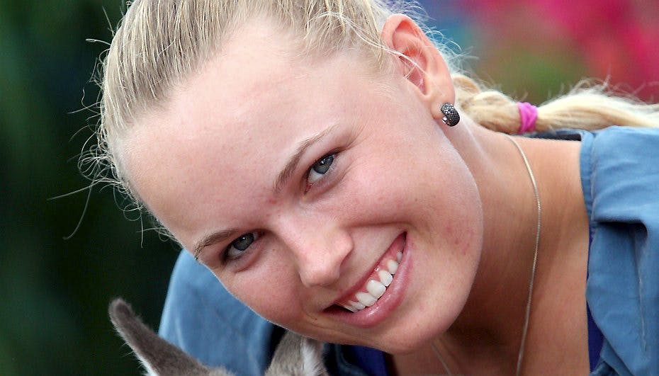 Caroline Wozniacki nusser, krammer og kæler løs for tiden