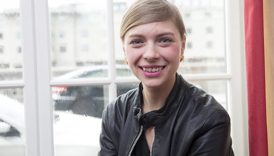 På mandag kan du nyde søde Julie Wester i den nye TV-serie "Heartless".