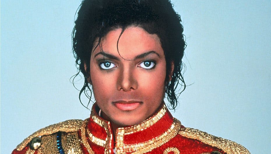 Det afdøde popidol kan nu fås som souvenir. Dog i en lidt prekær situation