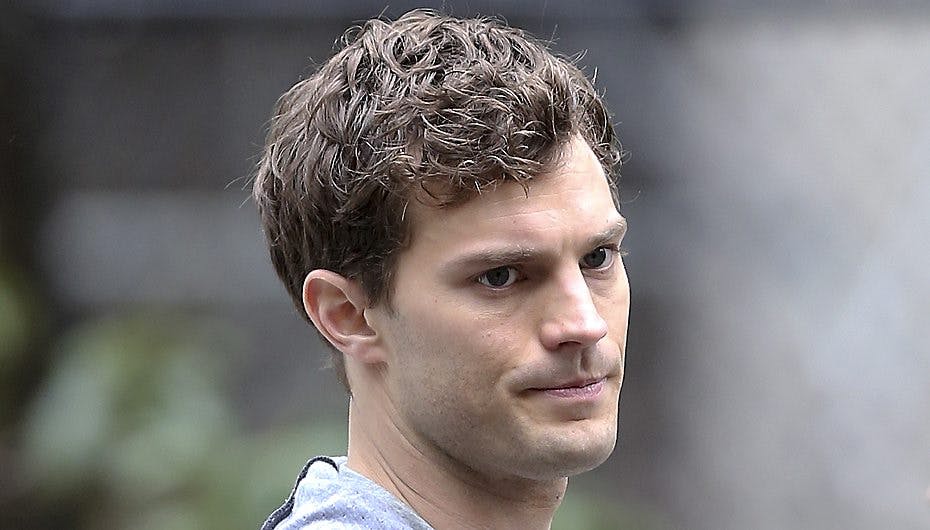 Jamie Dornan regner ikke med at se mange af sine venner i biografen.