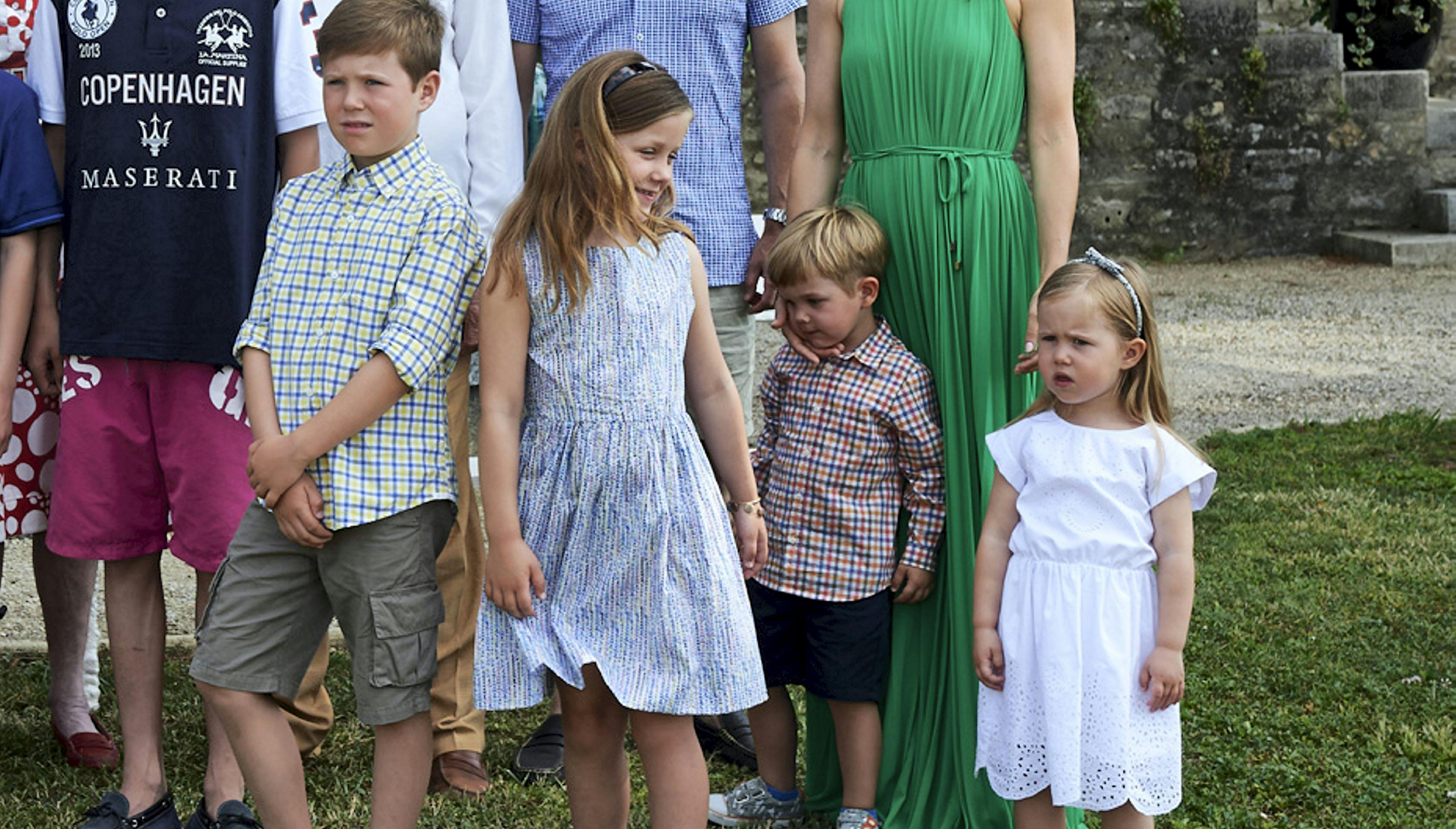 Kronprinsens fire børn er alle med på togt i Grønland