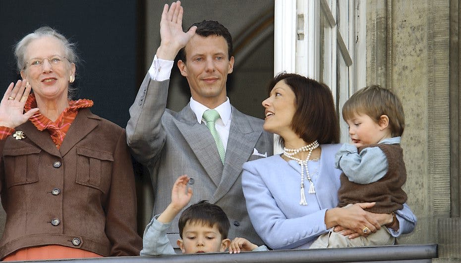 Ifølge BT anmodede dronning Margrethe statsministeriet om penge til Alexandra, da Alexandra blev skilt fra prins Joachim.