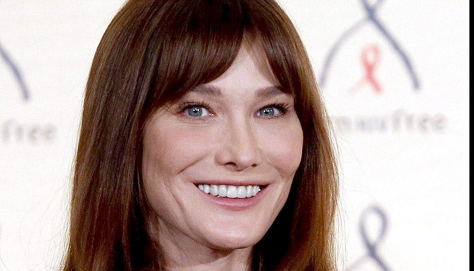 Præsidentfruen Carla Bruni som hun ser ud med makeup