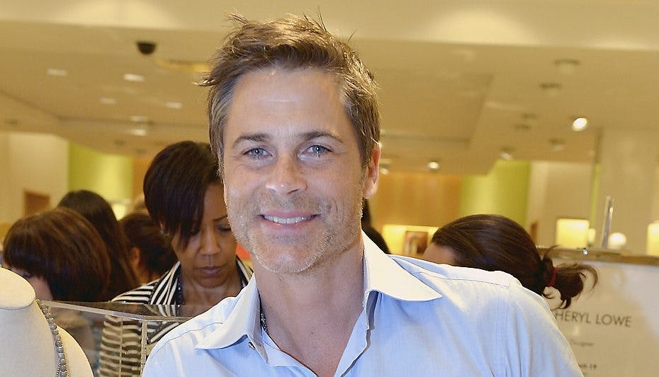 Rob Lowe er glad for han slap flasken