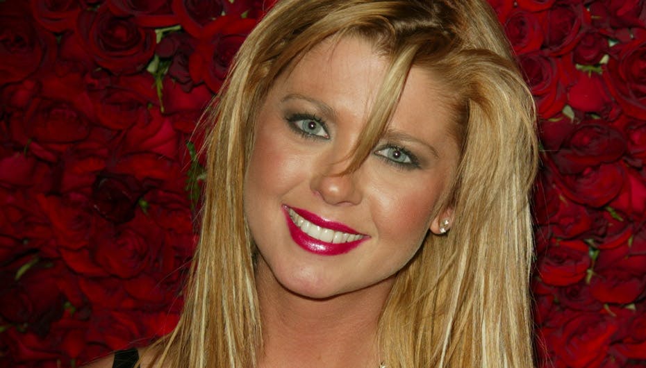 Den blonde America Pie-skuespiller, Tara Reid tog fusen på alle med sit lynbryllup