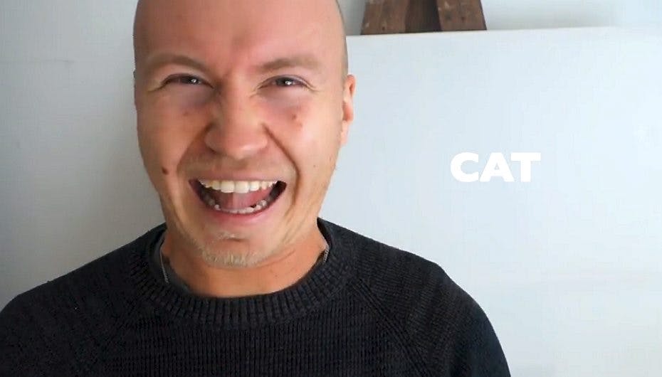 Rudi Rok har talent for at imitere dyrelyde. Se den sjove video her på SE og HØR