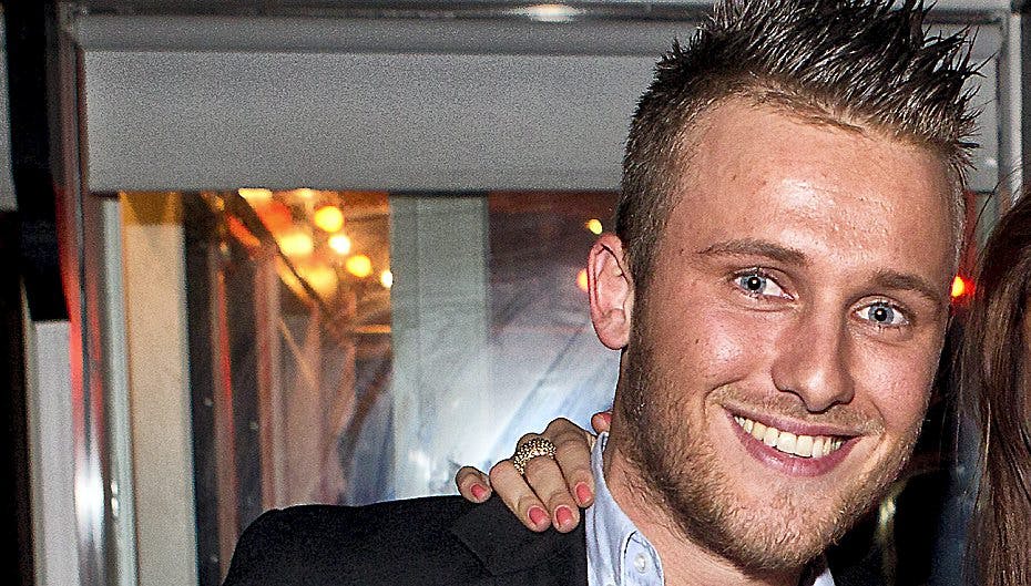 Nicolai Schwarts fra Paradise Hotel, Singleliv og Selvoptaget er atter single.