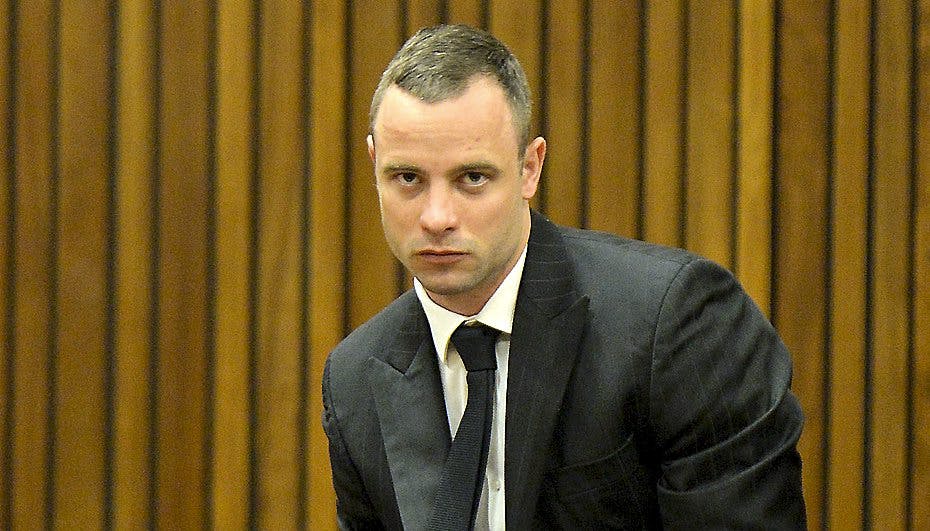 Oscar Pistorius var ifølge en ekskæreste både voldelig og ekstrem jaloux