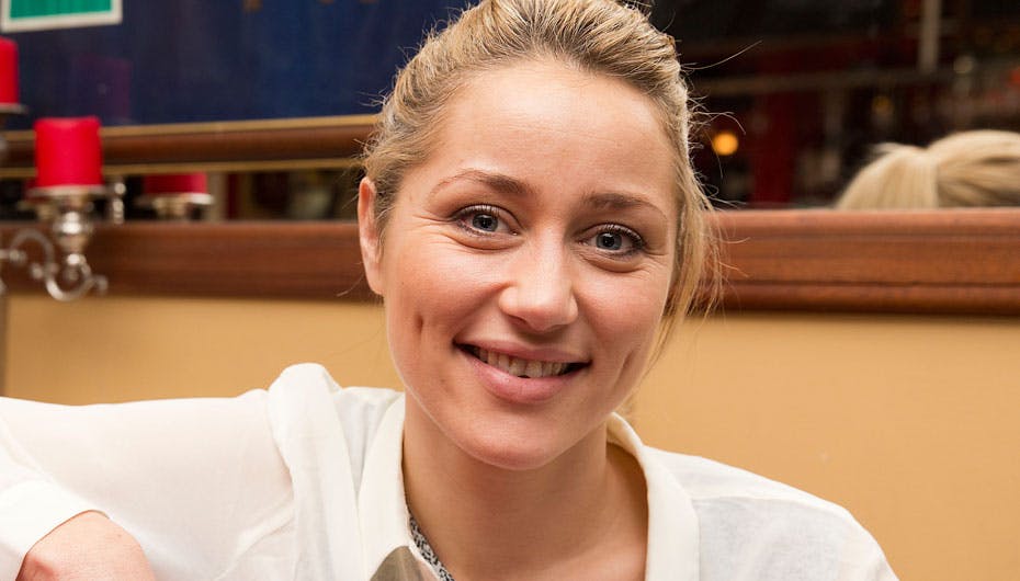Ditte Ylva Olsen, bedre kendte som Bendtsen i TV-serien "Dicte", blev "helt glad", da hun hørte, at der kommer en sæson mere