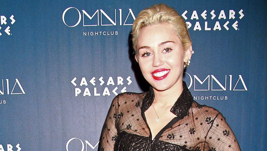 Miley Cyrus ses igen med Liam Hemsworth.