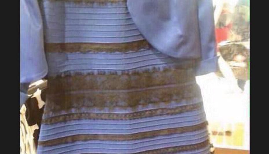 Er kjolen blå og sort - eller hvid og guld?